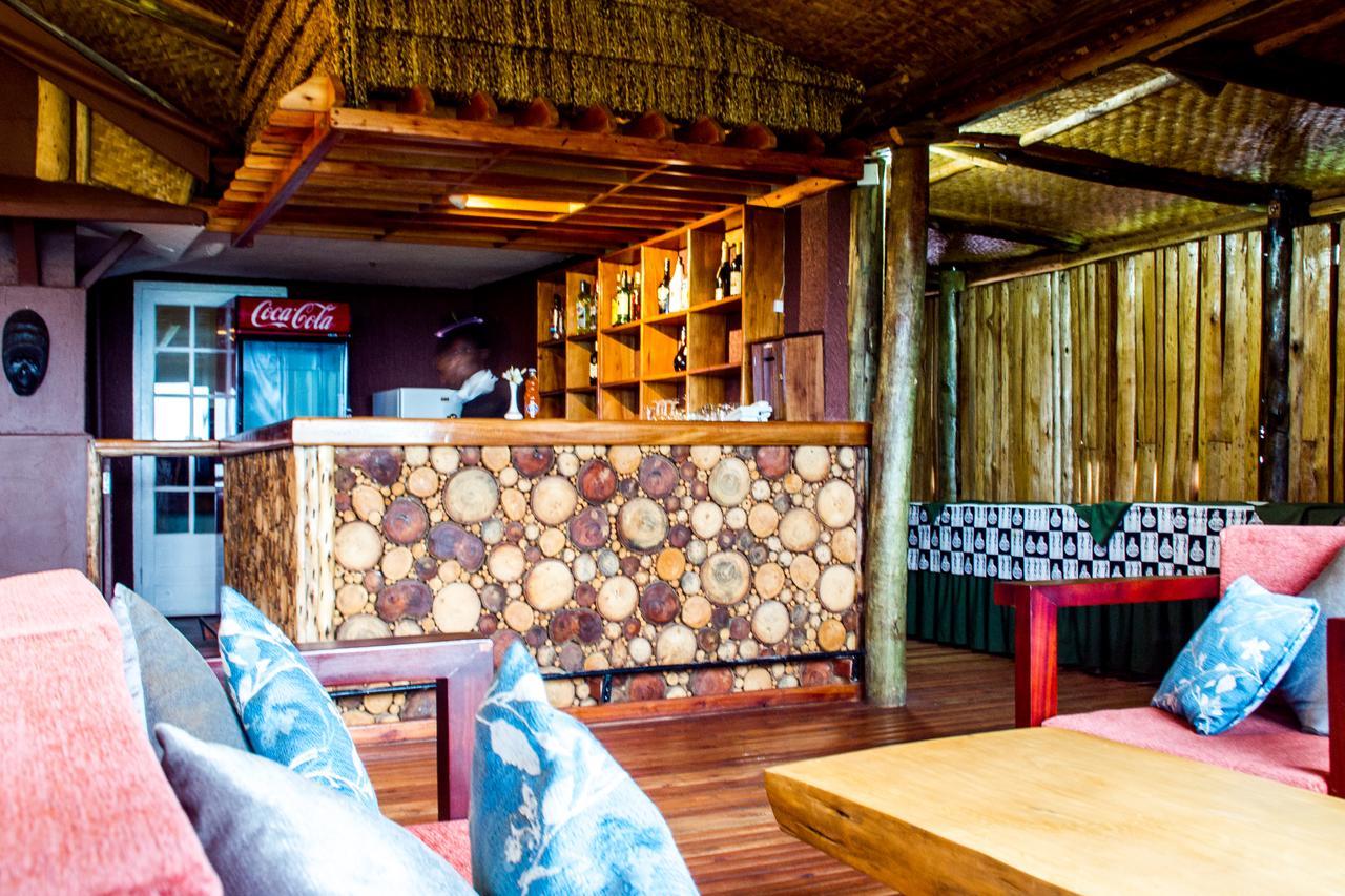 Queen Elizabeth PVT Lodge Kichwamba Exterior foto