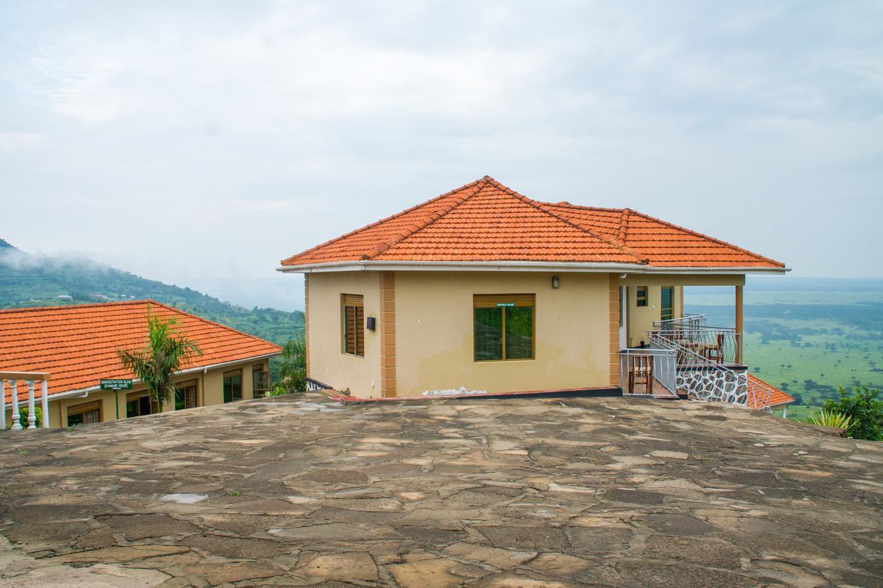 Queen Elizabeth PVT Lodge Kichwamba Exterior foto