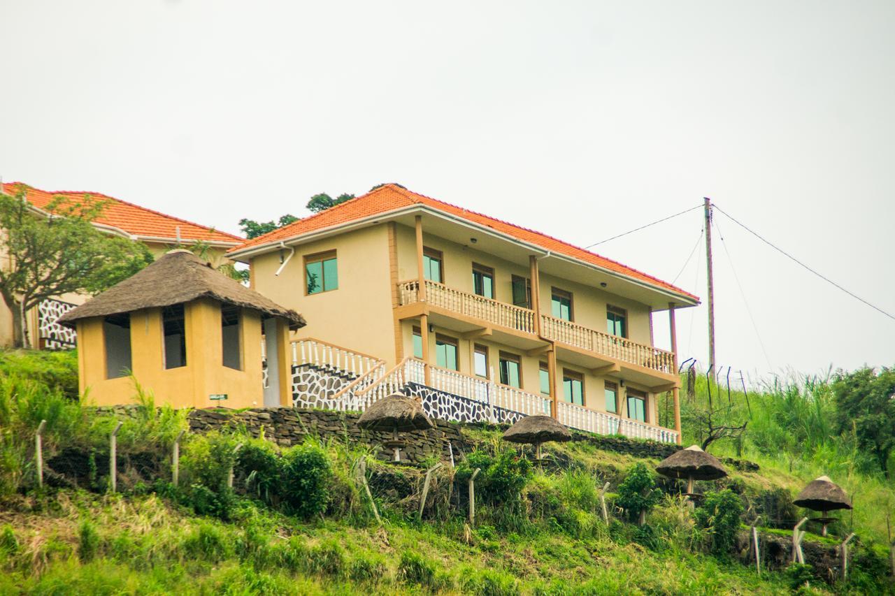 Queen Elizabeth PVT Lodge Kichwamba Exterior foto
